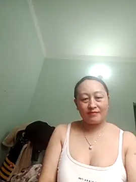 Jolie sexy online show from March 15, 2026, 5:02 am