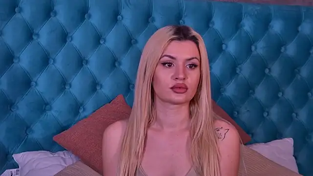 NayaBliss online show from February 9, 2026, 3:27 pm