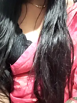 Snapshot of Sexy-Raziya69 chatting on April 14, 2026, 5:57 am Sexy-Raziya69 online show from April 14, 2026, 5:57 am