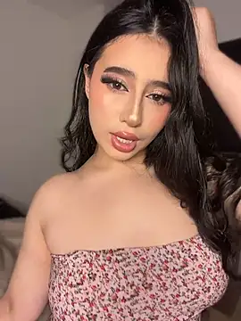 Sofiia Vegaa online show from April 18, 2026, 1:53 am