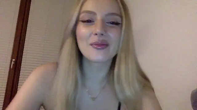 MayaWetDream online show from March 24, 2026, 9:20 pm