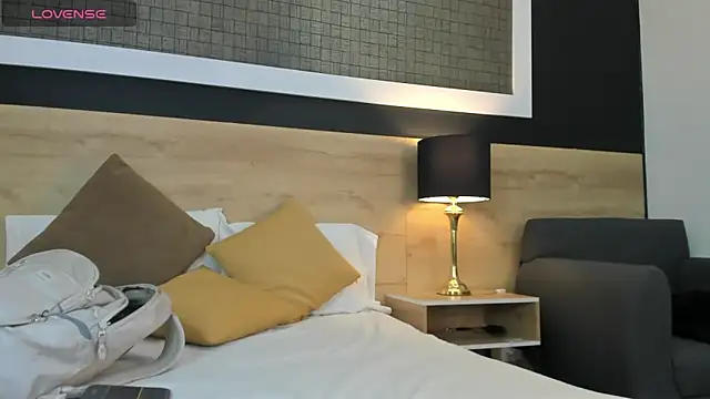 Snapshot of Chloee__Adams chatting on February 26, 2026, 12:59 pm Chloee Adams online show from February 26, 2026, 12:59 pm