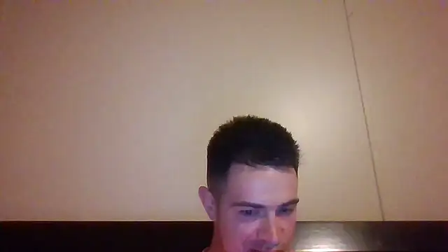 midnightsinz online show from April 2, 2026, 4:43 am