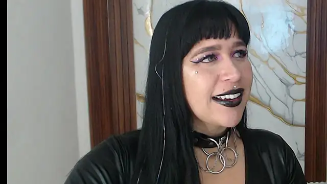 valen ros online show from April 12, 2026, 10:31 am