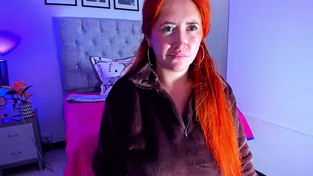 AmberLaurentt online show from May 19, 2026, 11:16 am