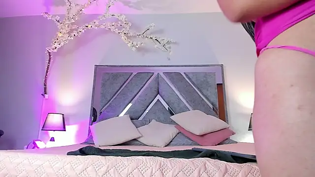 Jimena Adams online show from March 10, 2026, 7:30 pm