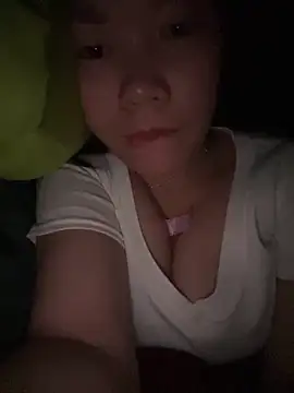 DoliceGirl2k online show from February 7, 2026, 3:27 pm