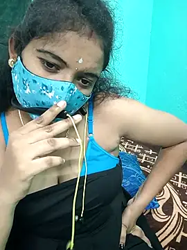 Snapshot of Tamilkannadacouple chatting on March 16, 2026, 5:55 am Tamilkannadacouple online show from March 16, 2026, 5:55 am