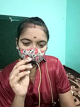 Snapshot of Tamilkannadacouple chatting on March 20, 2026, 3:17 pm Tamilkannadacouple online show from March 20, 2026, 3:17 pm