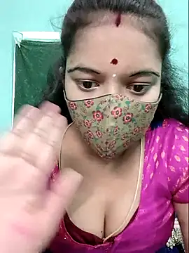 Snapshot of Tamilkannadacouple chatting on April 18, 2026, 5:44 am Tamilkannadacouple online show from April 18, 2026, 5:44 am