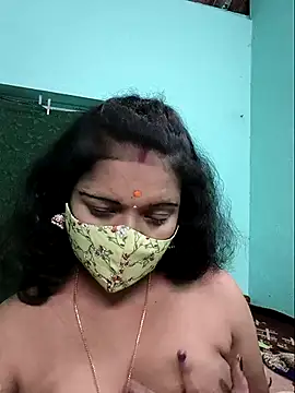 Snapshot of Tamilkannadacouple chatting on May 7, 2026, 6:02 pm Tamilkannadacouple online show from May 7, 2026, 6:02 pm