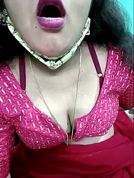 Snapshot of Tamilkannadacouple chatting on May 9, 2026, 6:29 am Tamilkannadacouple online show from May 9, 2026, 6:29 am