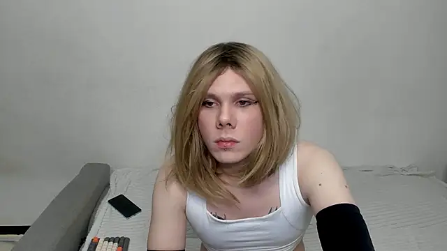 SnezanaLive online show from February 13, 2026, 10:06 pm