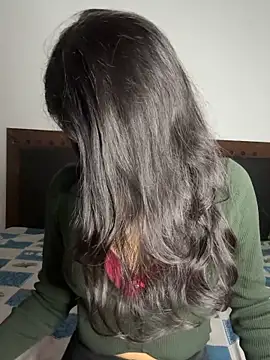 Snapshot of KavyaCurves chatting on February 10, 2026, 7:40 pm KavyaCurves online show from February 10, 2026, 7:40 pm