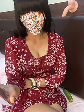 Snapshot of KavyaCurves chatting on March 20, 2026, 2:11 pm KavyaCurves online show from March 20, 2026, 2:11 pm