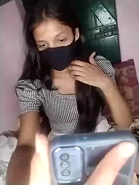 Naina-hott online show from April 2, 2026, 6:49 pm