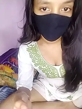 Naina-hott online show from April 12, 2026, 3:06 pm