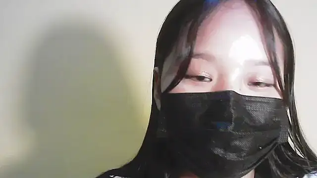 PRENCY CUTE online show from March 6, 2026, 5:20 pm