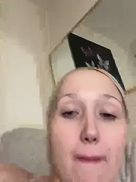 Snapshot of Marilynxo chatting on February 12, 2026, 6:41 am Marilynxo online show from February 12, 2026, 6:41 am