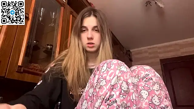 Snapshot of LovelySilk_63 chatting on February 26, 2026, 8:46 am LovelySilk 63 online show from February 26, 2026, 8:46 am