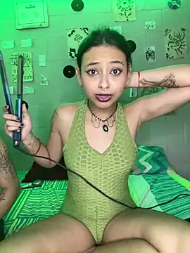 Snapshot of its_hada_ chatting on April 2, 2026, 3:59 am its hada online show from April 2, 2026, 3:59 am