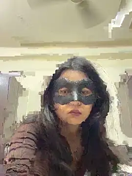 raavigirl online show from March 29, 2026, 3:34 pm