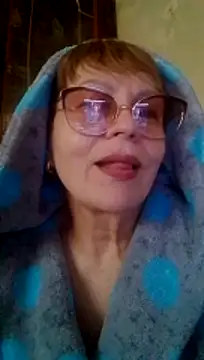 Snapshot of SophieBurns chatting on April 1, 2026, 10:05 am SophieBurns online show from April 1, 2026, 10:05 am