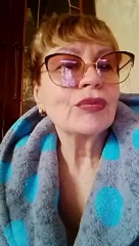 Snapshot of SophieBurns chatting on April 12, 2026, 9:36 am SophieBurns online show from April 12, 2026, 9:36 am