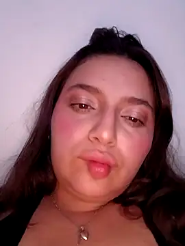 MajoArias online show from March 12, 2026, 5:13 am