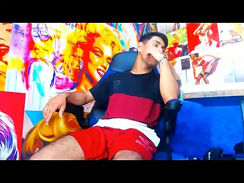 Snapshot of warmNoah chatting on February 18, 2026, 3:13 am warmNoah online show from February 18, 2026, 3:13 am