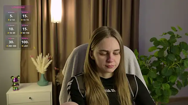 Snapshot of Erica_Grace chatting on April 16, 2026, 4:57 am Erica Grace online show from April 16, 2026, 4:57 am