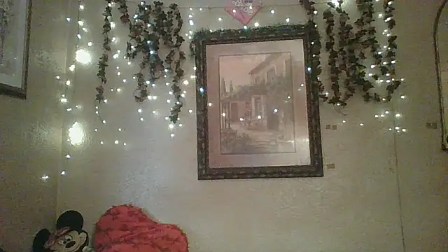 Snapshot of sillymillie4 chatting on February 11, 2026, 4:56 pm sillymillie4 online show from February 11, 2026, 4:56 pm