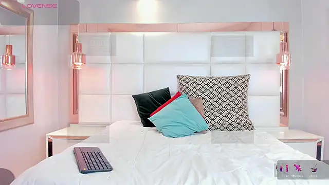 Snapshot of Sebastian_Collins_ chatting on March 2, 2026, 9:32 pm Sebastian Collins online show from March 2, 2026, 9:32 pm