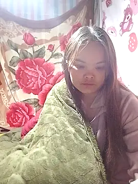 Luminana online show from March 13, 2026, 3:02 am