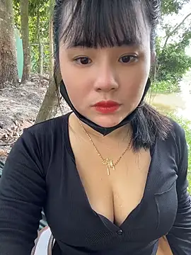 Snapshot of Lewd_couple chatting on May 23, 2026, 4:07 am Lewd couple online show from May 23, 2026, 4:07 am