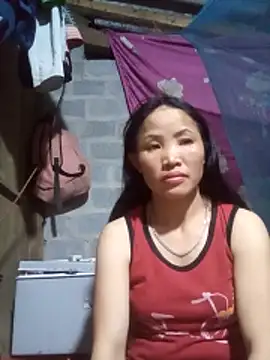 Snapshot of nhynhy11 chatting on February 14, 2026, 4:04 pm nhynhy11 online show from February 14, 2026, 4:04 pm