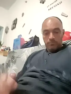 circott online show from March 5, 2026, 9:44 pm