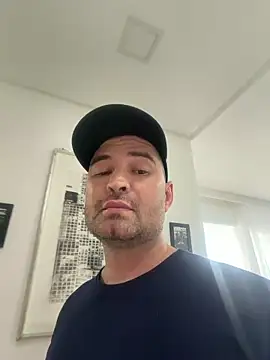 xcoffex online show from March 14, 2026, 4:34 pm