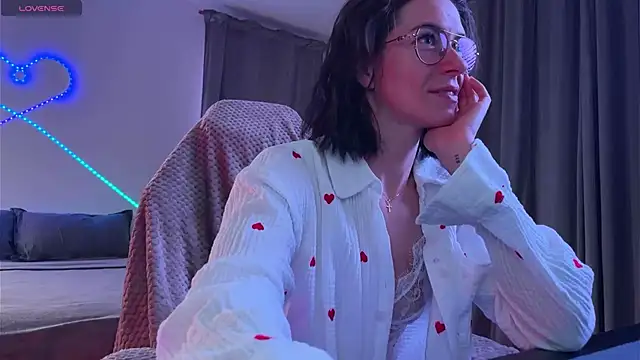 Snapshot of Katy_Kar chatting on February 17, 2026, 8:48 pm Katy Kar online show from February 17, 2026, 8:48 pm