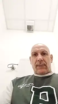 Snapshot of Hardlongbig chatting on February 11, 2026, 7:13 am Hardlongbig online show from February 11, 2026, 7:13 am