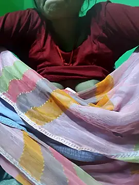 Komal4050 online show from February 19, 2026, 1:40 pm