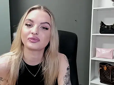 BlankaXCute online show from February 7, 2026, 3:27 pm