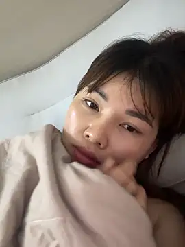 Snapshot of Loyalty-love chatting on February 28, 2026, 6:42 pm Loyalty-love online show from February 28, 2026, 6:42 pm