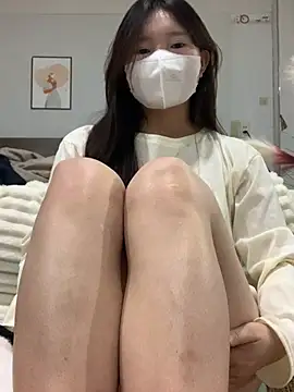 Rin-yiyi online show from February 12, 2026, 8:15 pm