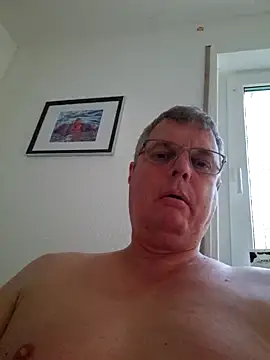 Snapshot of nackedei071 chatting on May 7, 2026, 6:46 pm nackedei071 online show from May 7, 2026, 6:46 pm