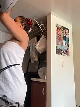 olivia velvett online show from March 22, 2026, 5:49 pm