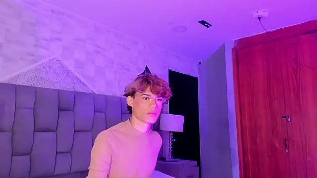 AngelDoll 1 online show from February 21, 2026, 4:35 am