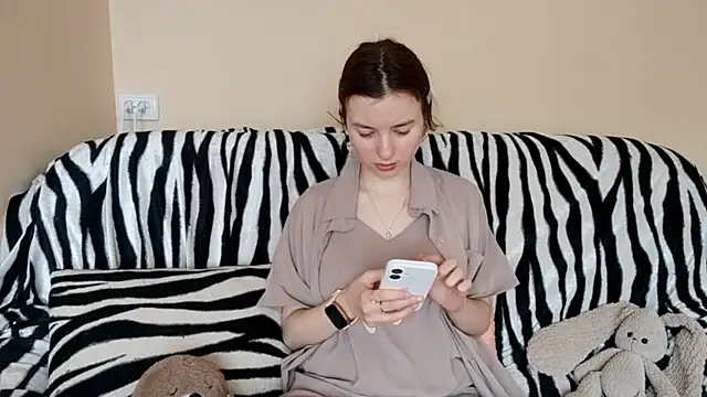 LanitaHemple online show from April 2, 2026, 6:11 am