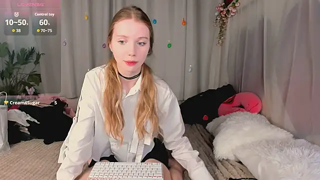 Snapshot of lada2k4 chatting on May 5, 2026, 5:37 am lada2k4 online show from May 5, 2026, 5:37 am