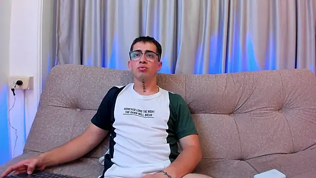 Tommas Jhonson online show from February 20, 2026, 6:26 am